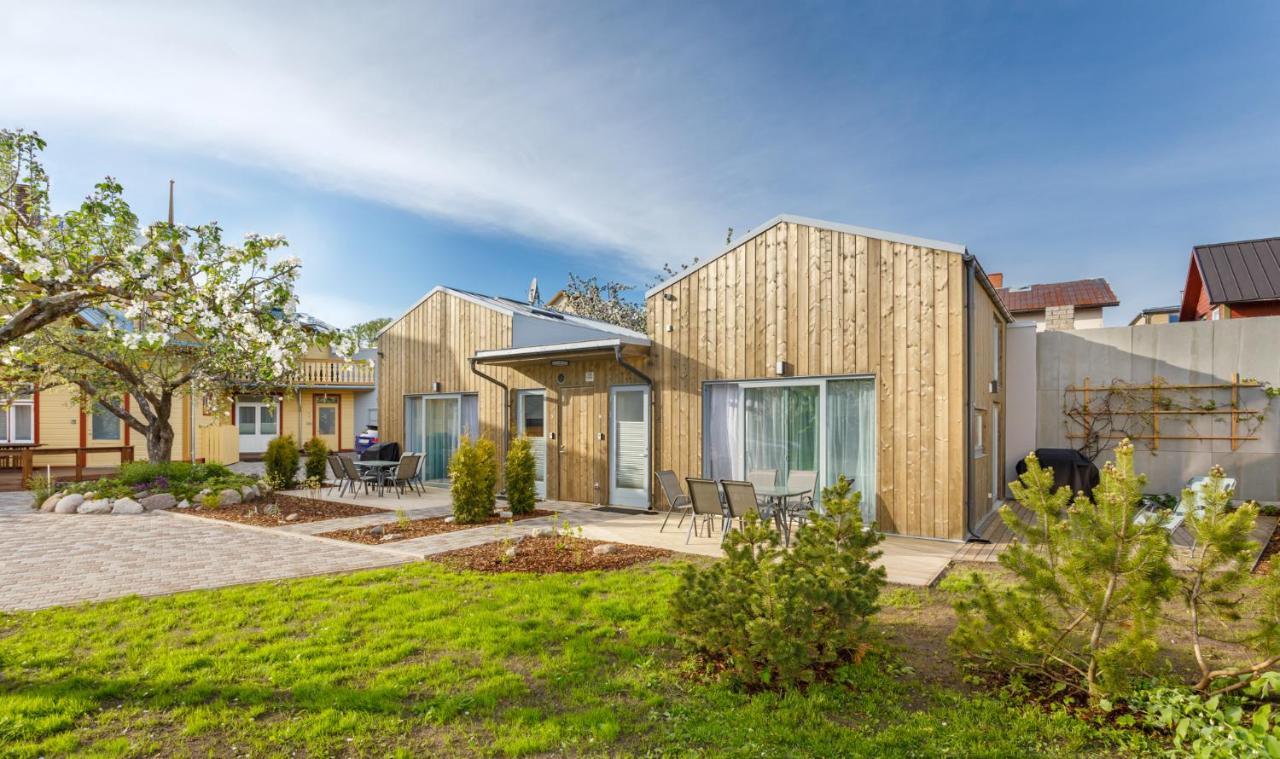 Villa Rosalie Pärnu Exteriör bild